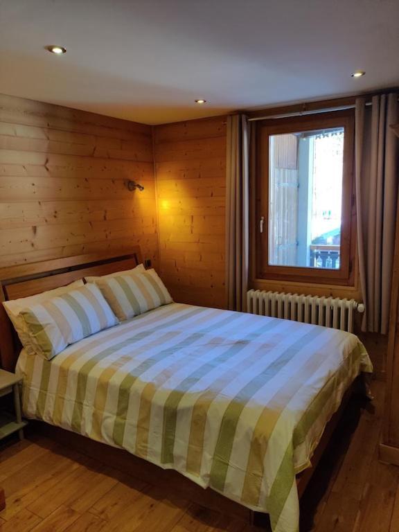 Spacious Ski Chalet In Traditional French Village, Sleeps 8, Four Star With Fibre Broadband Abondance Eksteriør billede