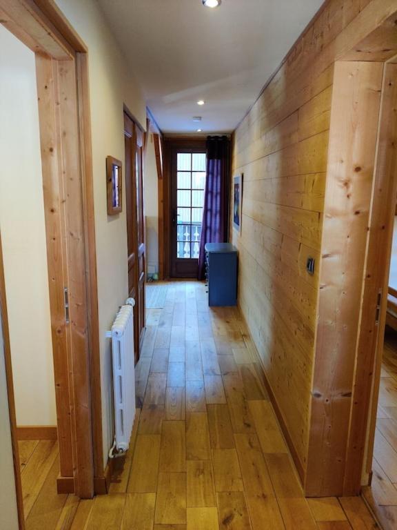 Spacious Ski Chalet In Traditional French Village, Sleeps 8, Four Star With Fibre Broadband Abondance Eksteriør billede