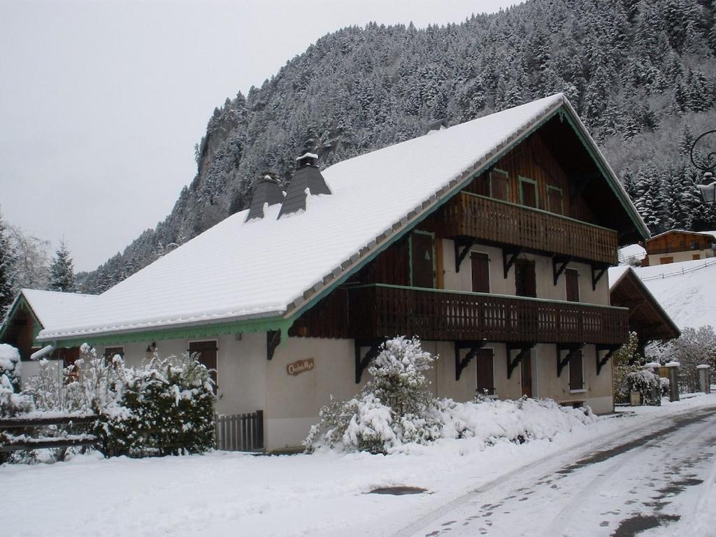 Spacious Ski Chalet In Traditional French Village, Sleeps 8, Four Star With Fibre Broadband Abondance Eksteriør billede