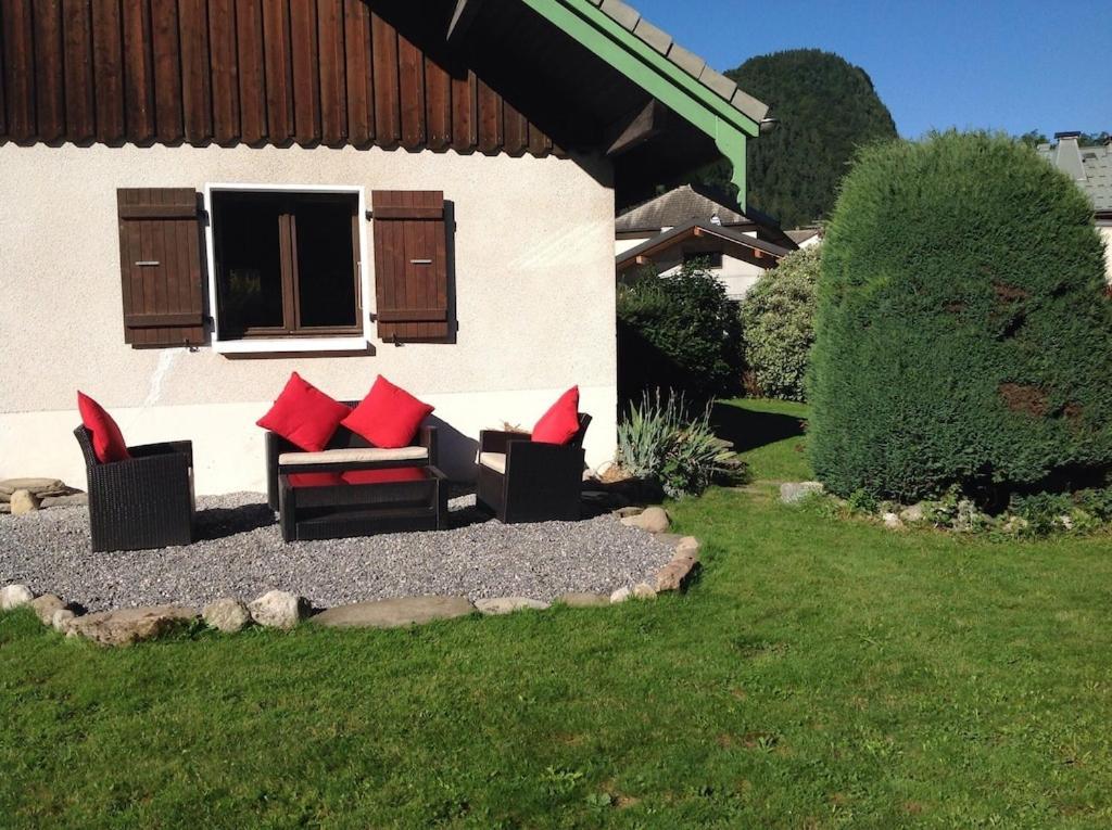 Spacious Ski Chalet In Traditional French Village, Sleeps 8, Four Star With Fibre Broadband Abondance Eksteriør billede