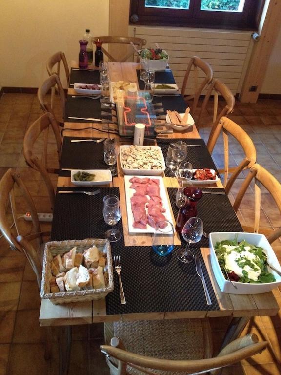 Spacious Ski Chalet In Traditional French Village, Sleeps 8, Four Star With Fibre Broadband Abondance Eksteriør billede