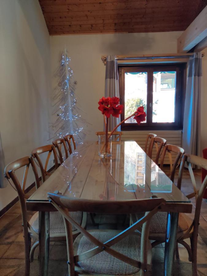 Spacious Ski Chalet In Traditional French Village, Sleeps 8, Four Star With Fibre Broadband Abondance Eksteriør billede