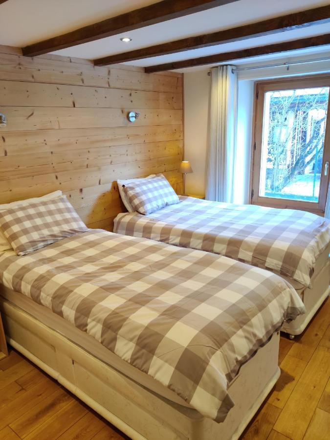 Spacious Ski Chalet In Traditional French Village, Sleeps 8, Four Star With Fibre Broadband Abondance Eksteriør billede